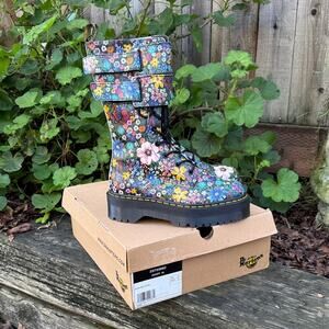 Dr. Martens Jagger Wanderlust WL Floral Rare Leather Boots Women's 8 US / 6 UK